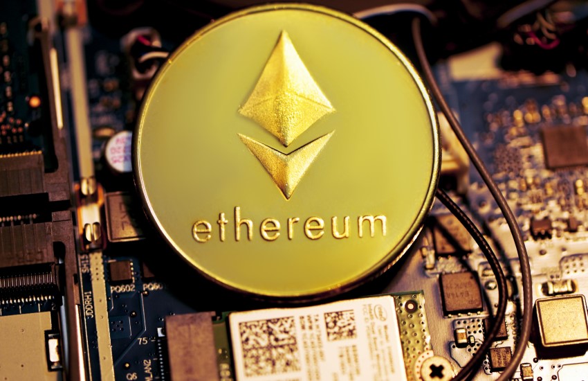 Ethereum Faces Critical Hurdle at $1,900: Will Price Recovery Sustain?