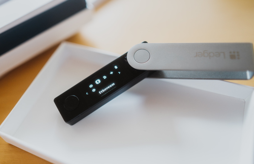 Ledger Recruits Tony Fadell, Creator of the iPod, for New Crypto Hardware Wallet